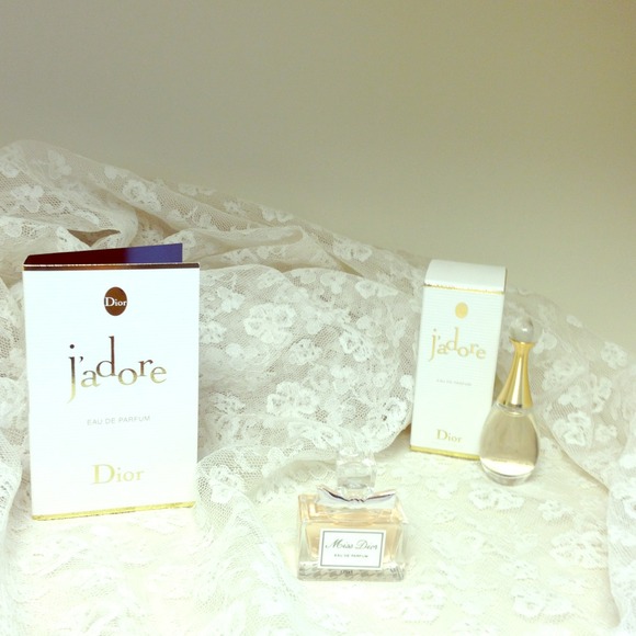 Dior mini perfumes and sample bundle