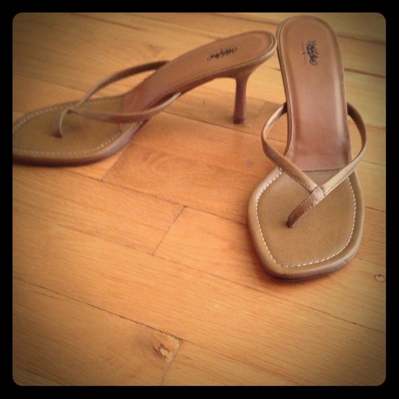 ❌SOLD ON EBAY❌ Tan sandals