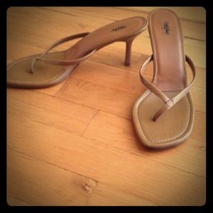 ❌SOLD ON EBAY❌ Tan sandals