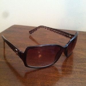 Reserved. Guess sunglasses.