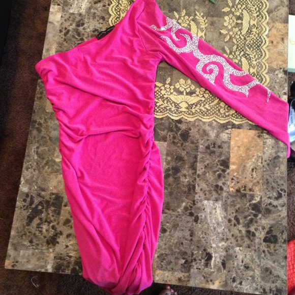 Fushia pink dress with diamonds on the sleeve