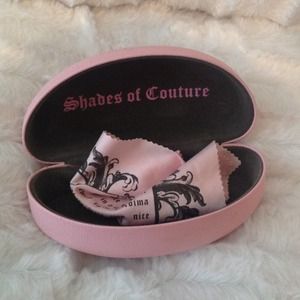 Juicy couture sunglasses case