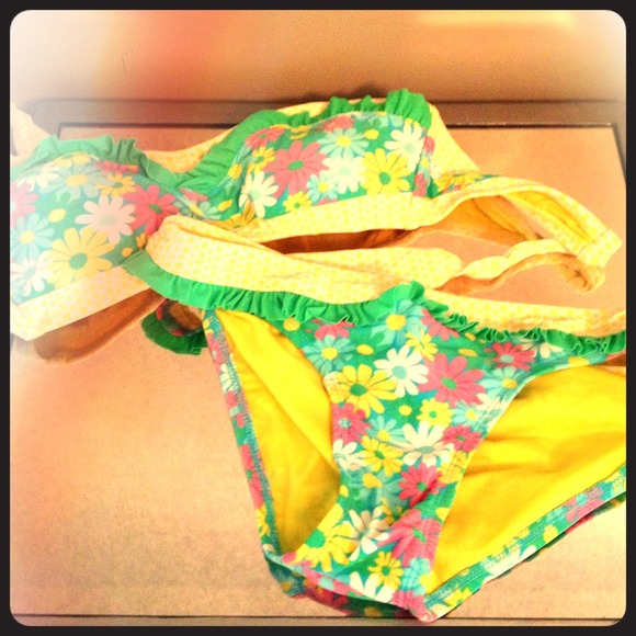 Floral bandeau bikini