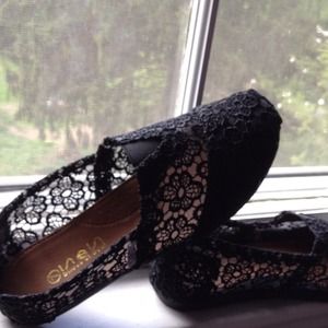 BRAND NEW SOS black crochet slip ons.