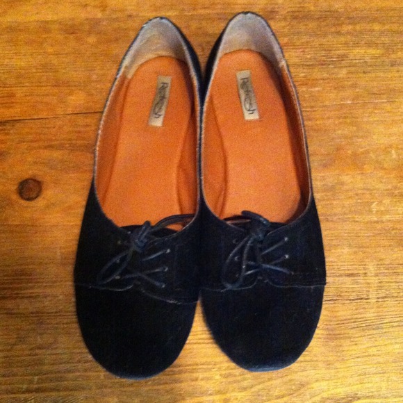 🚫TRADE w/ @lrc3🚫 oxford flats & cardigan