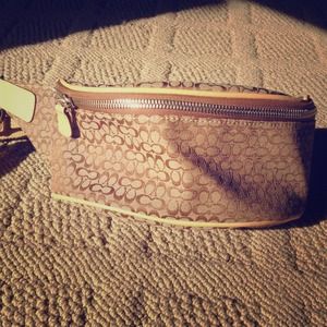 Coach waist pocketbook