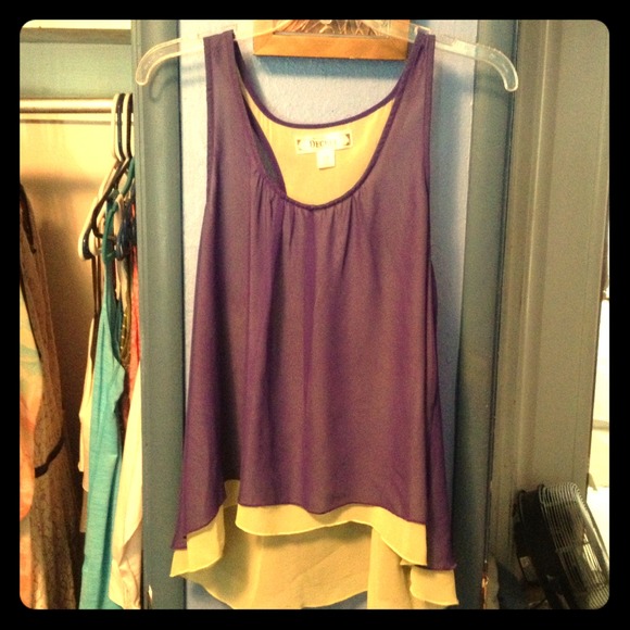 Decree purple and green high low cut top - Picture 1 of 1
