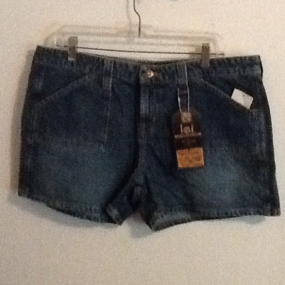 Brand new shorts - Picture 1 of 4