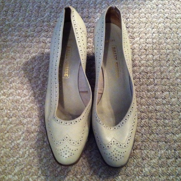 Vintage Bally Suisse pumps - Picture 3 of 3