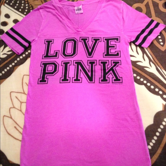 🎀🎀 SOLD!!!! Victoria Secret Pink top shirt 🎀🎀