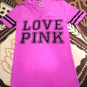 🎀🎀 SOLD!!!! Victoria Secret Pink top shirt 🎀🎀