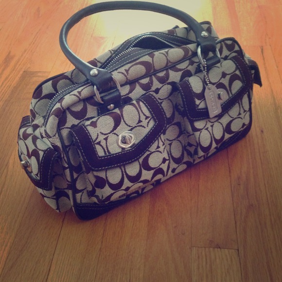 Medium sized coach purse