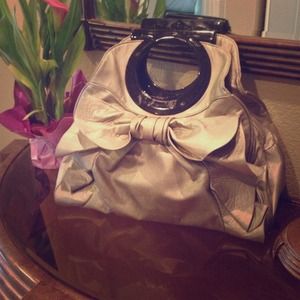 💢REDUCED💢Grey handbag $15