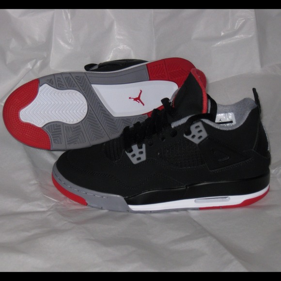 Brand new Jordan retro 4 black/red.