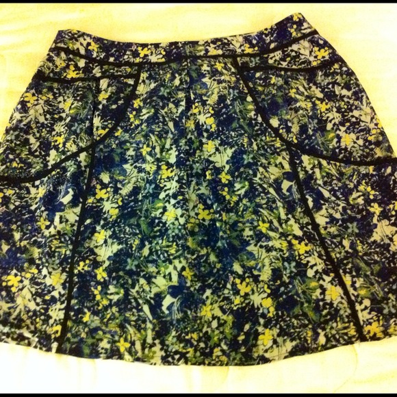 SOLD - Anthropologie garden floral silk skirt - Picture 1 of 4