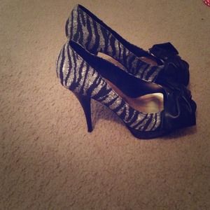 Zebra heels