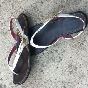 Sanuk sandals