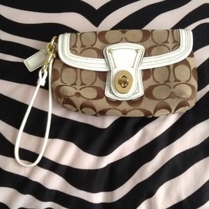 Vintage Coach wristlet khaki & white