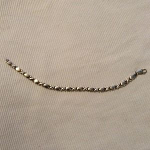 925 Sterling Silver XOXO bracelet