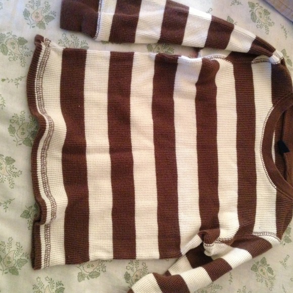 TODDLER BABY GAP SHIRT