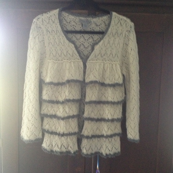 Beautiful, cozy cardigan