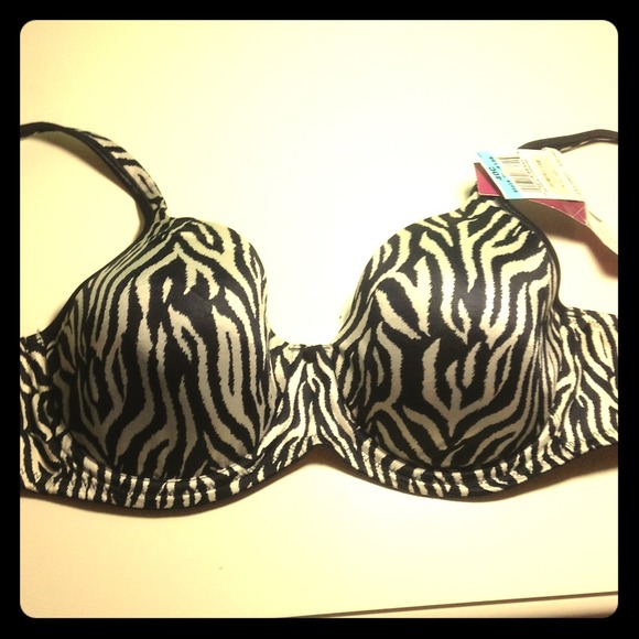 Playtex secrets underwire bra