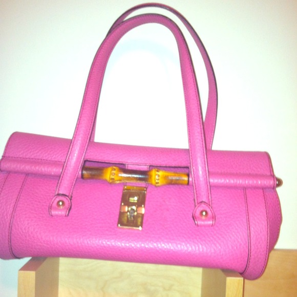 AUTHENTIC GUCCI shoulder bag