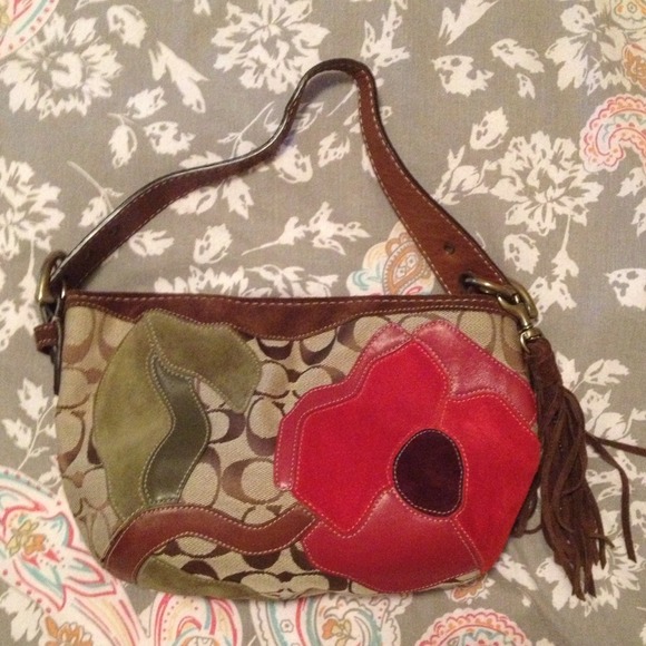 JUST REDUCED 💯 Authentic Coach Handbag