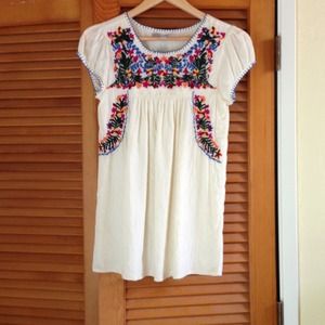 Old Navy Embroidered Top