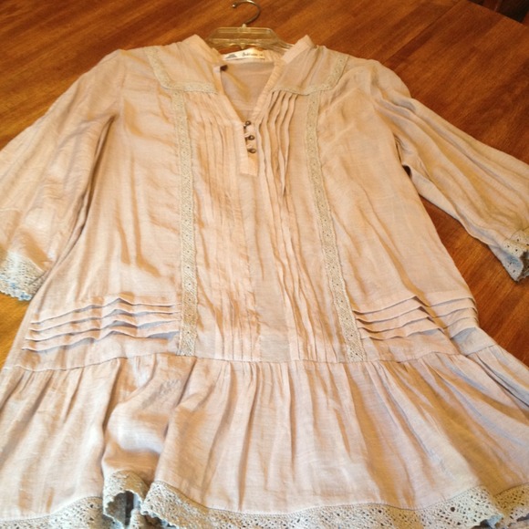Light grey tunic top