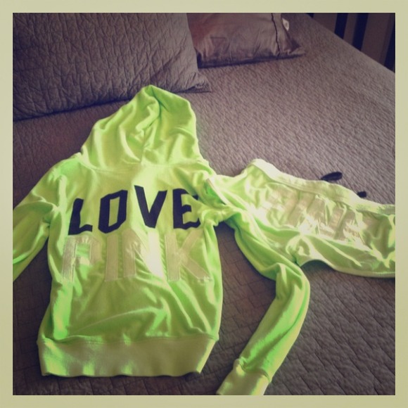 Looking for sets like this!!! Jacket and shorts!!
