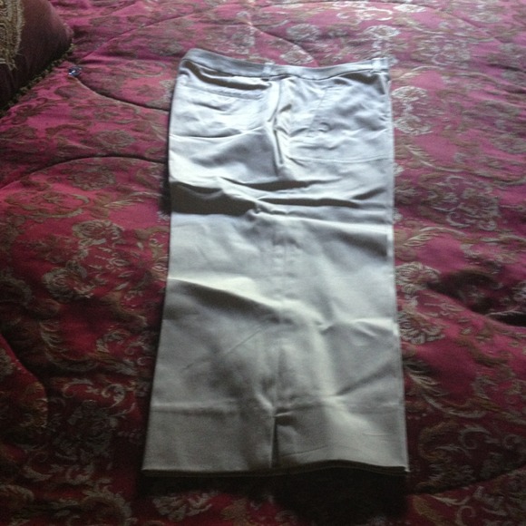 Ralph Lauren Beige Capri size 10 - Picture 2 of 2