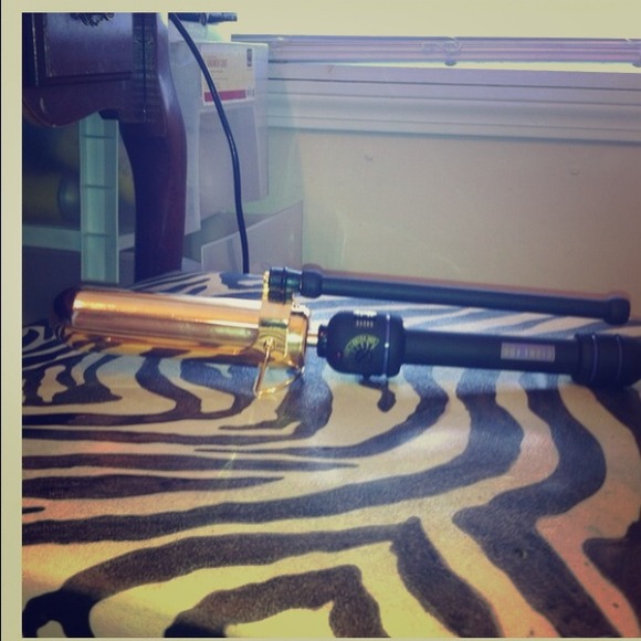 ✖TRADED✖curling iron