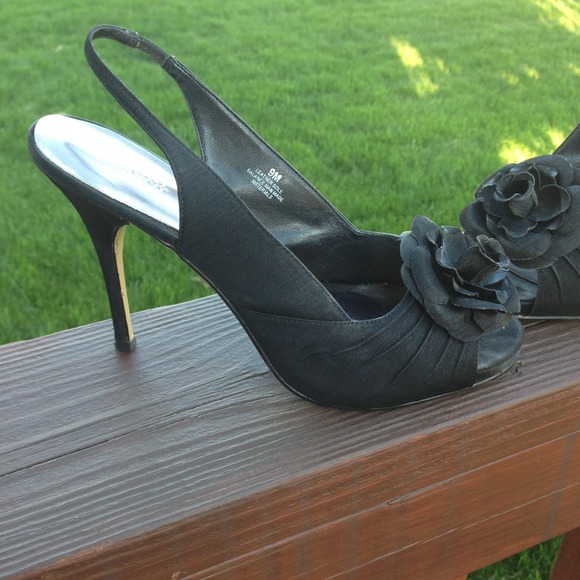 Shoes - Picture 2 of 3