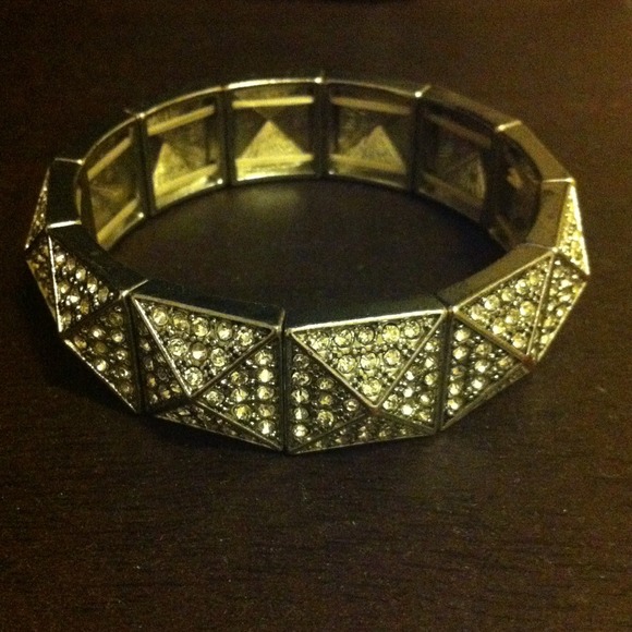 *Sold*Great Rhinestone Pyramid Bracelet! - Picture 3 of 4