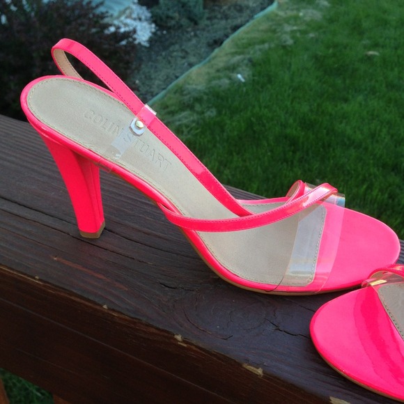 Sandals - Picture 2 of 3