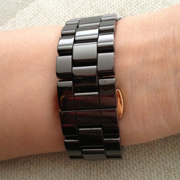 ❤ REDUCED ❤ Michael Kors Black Ceramic Watch
