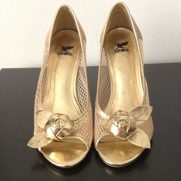 Glamorous gold heels