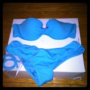 Victoria's Secret brand new bikini