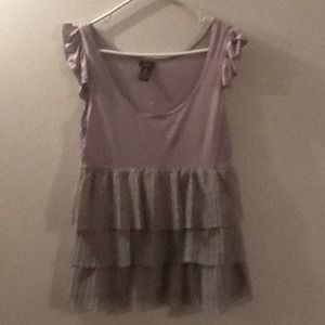 Gray ruffle shirt xl