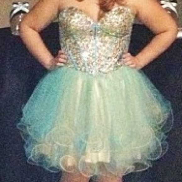 Short baby doll dress - Picture 2 of 2