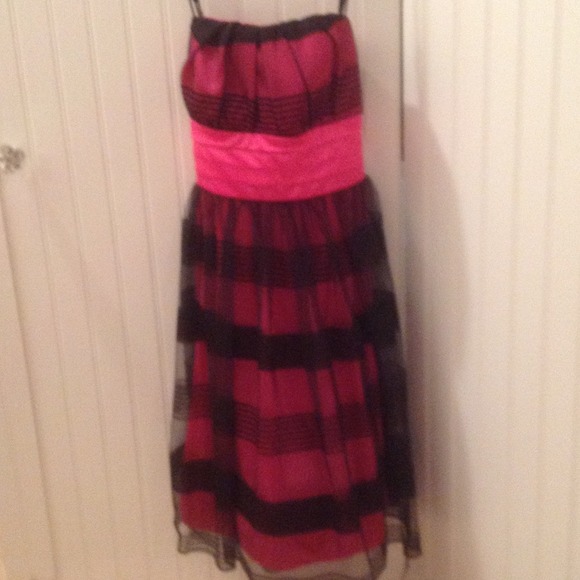 Formal, semi formal, party,cocktail-Like new! - Picture 2 of 3