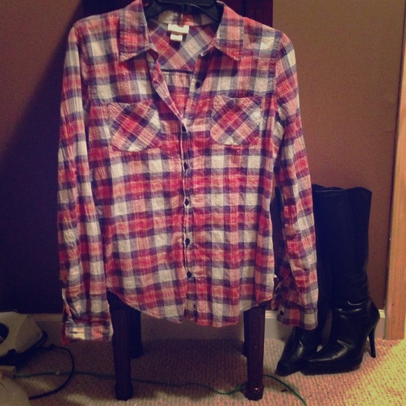 🎉💵REDUCED💵🎉Long sleeve button up - Picture 1 of 3