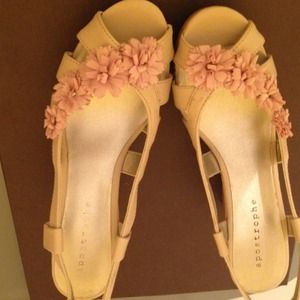 Pale pink wedges