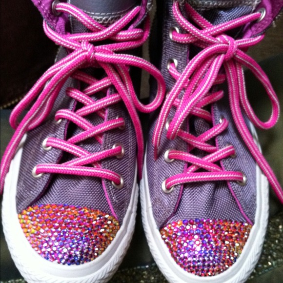 converse  Shoes - Gray & Magenta converse💟Swarovski Crystals💟$85pp