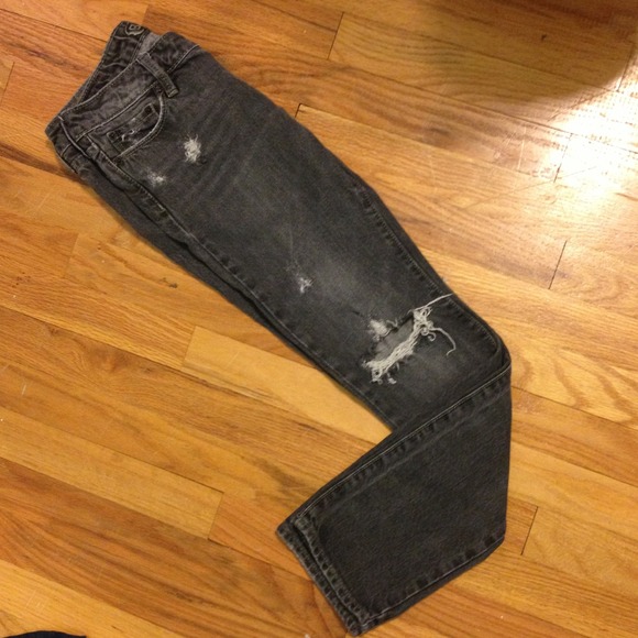 Distressed Bullhead Jeans