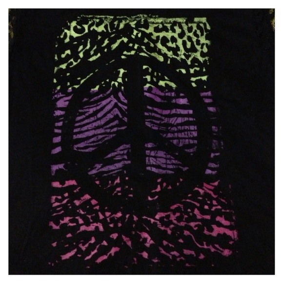 Peace tee - Picture 3 of 3