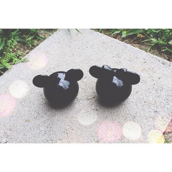 Mickey and Minnie Salt and Pepper Shakers