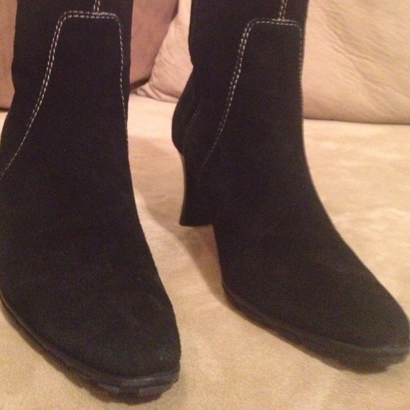 ❌❌SOLD❌❌Suede boots - Picture 4 of 4