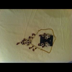 Ethnic necklace and earrings